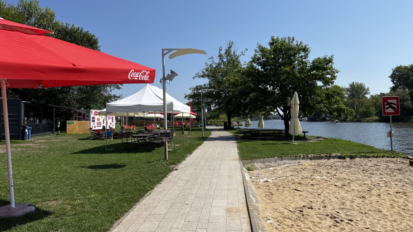 Outdoor cafés along the river